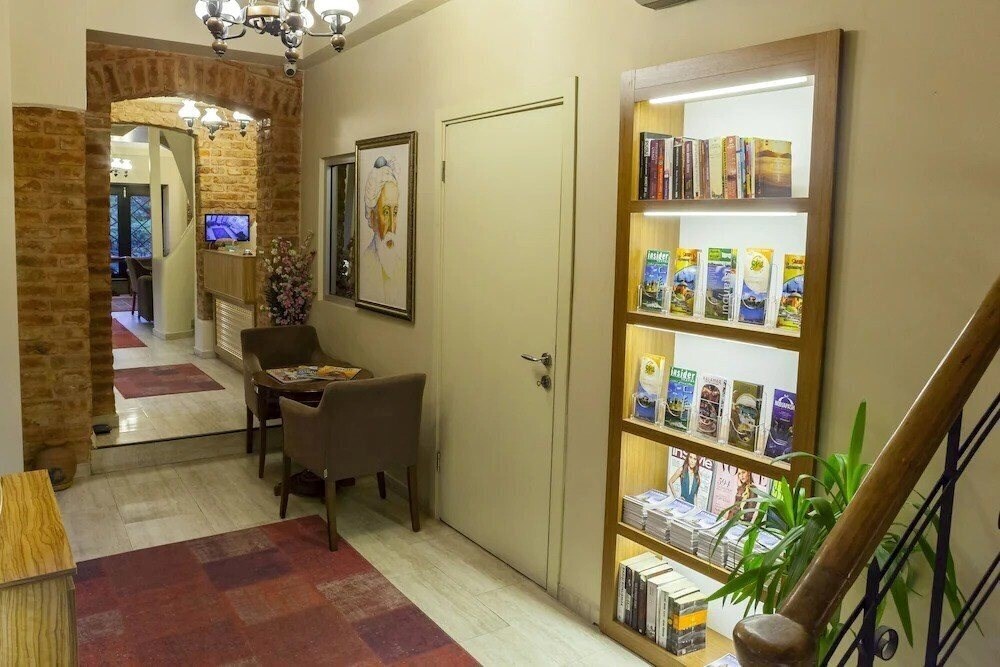 Апартаменти Fides Hotel 3*